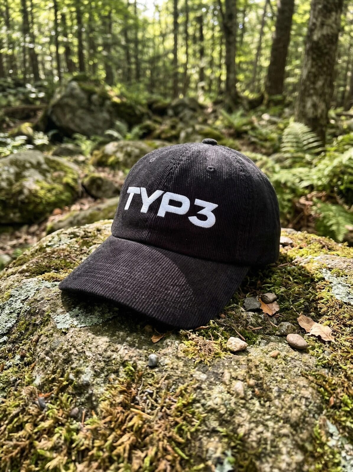 Vintage corduroy cap — image 11